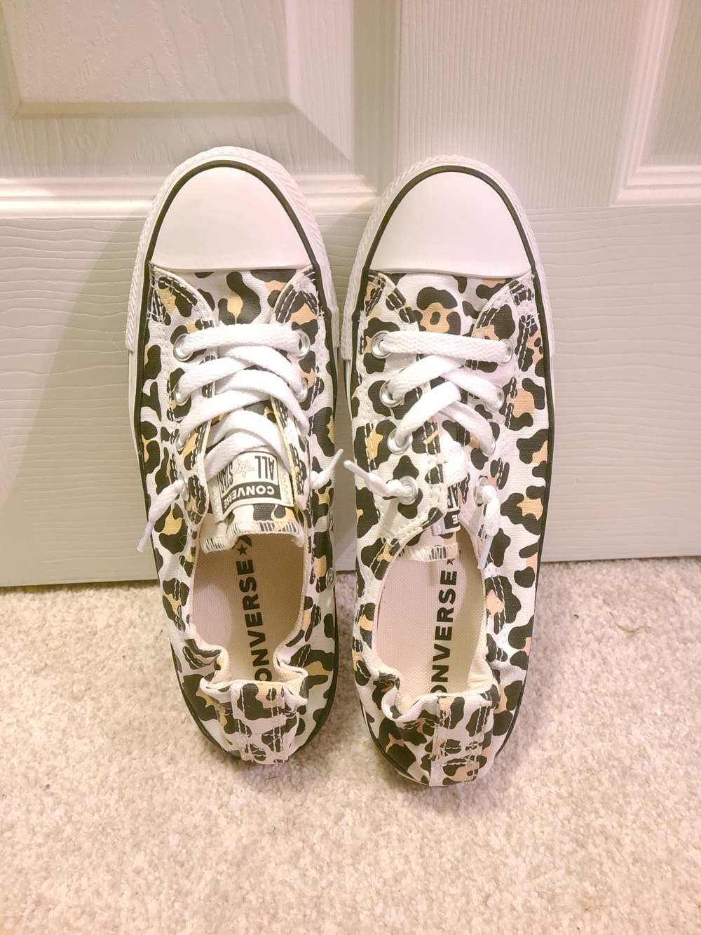 Converse Leopard Print Low Top Sneakers - White/Tan/Black